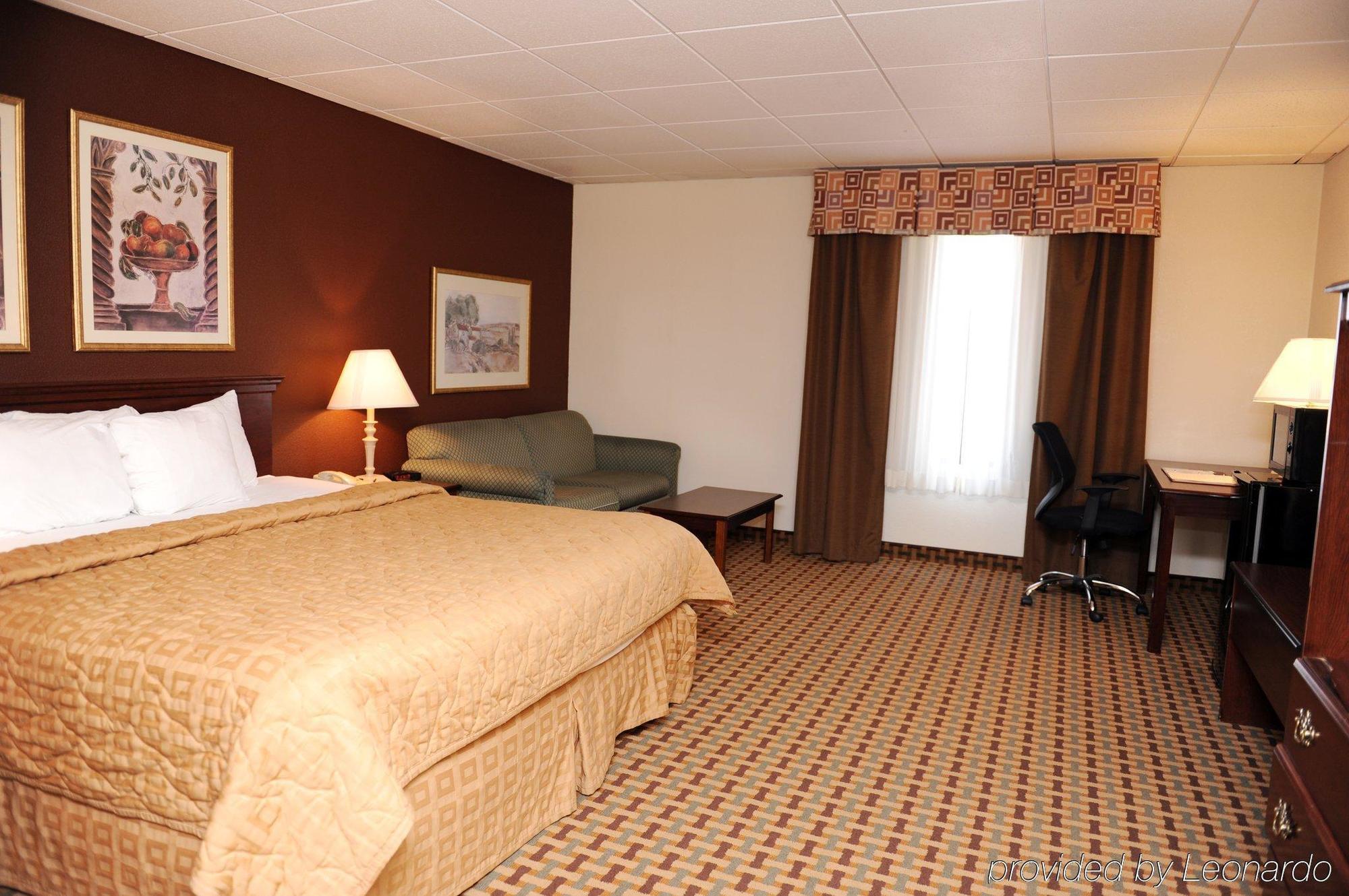 Quality Inn And Suites Conference Center Richmond Oda fotoğraf