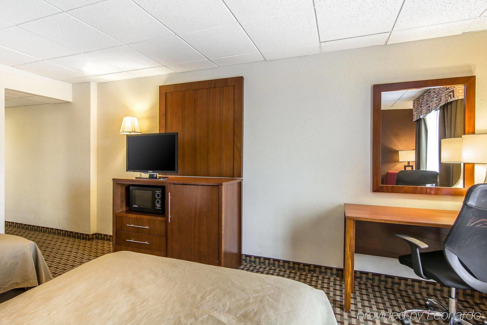 Quality Inn And Suites Conference Center Richmond Dış mekan fotoğraf