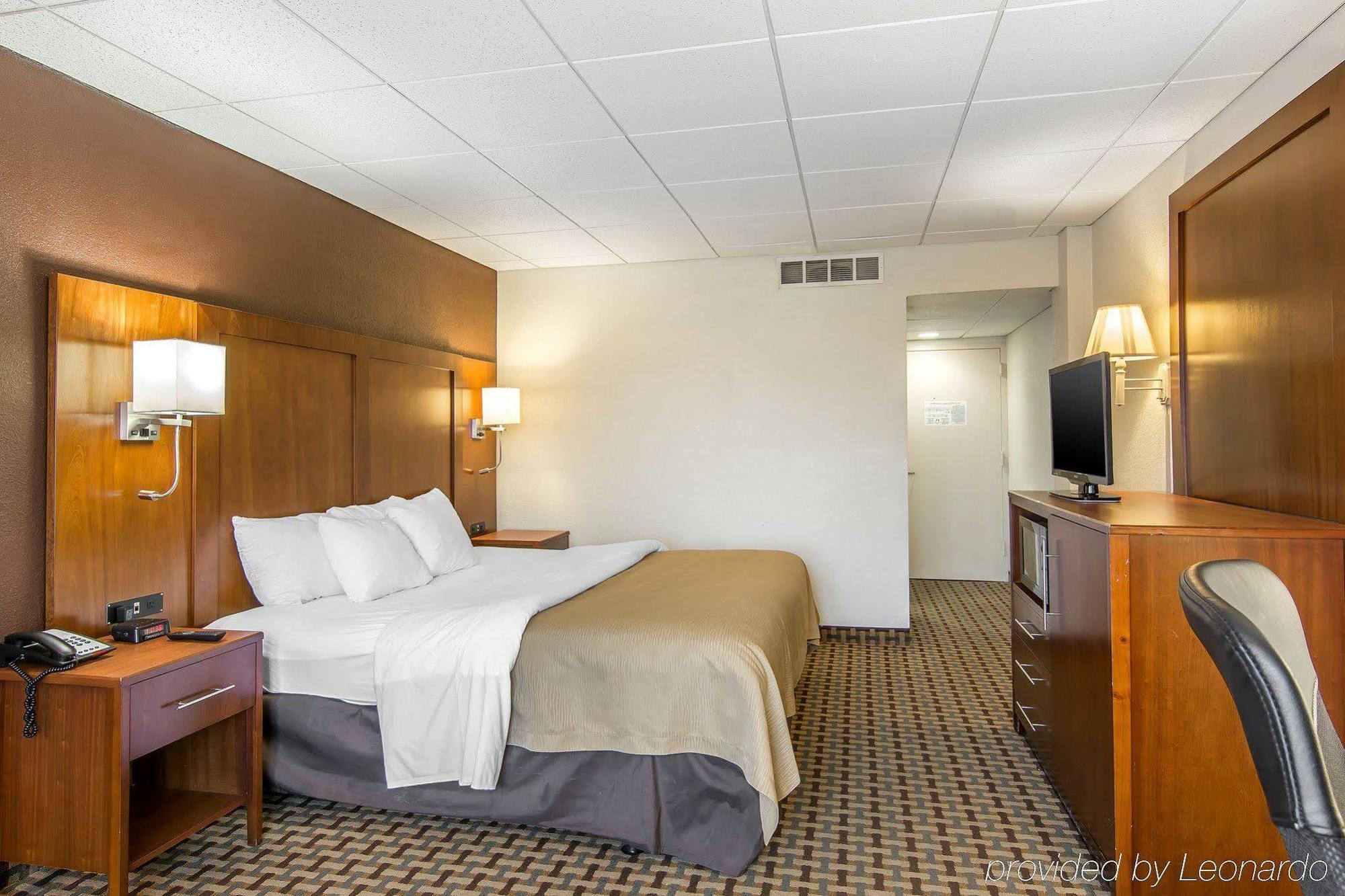 Quality Inn And Suites Conference Center Richmond Dış mekan fotoğraf