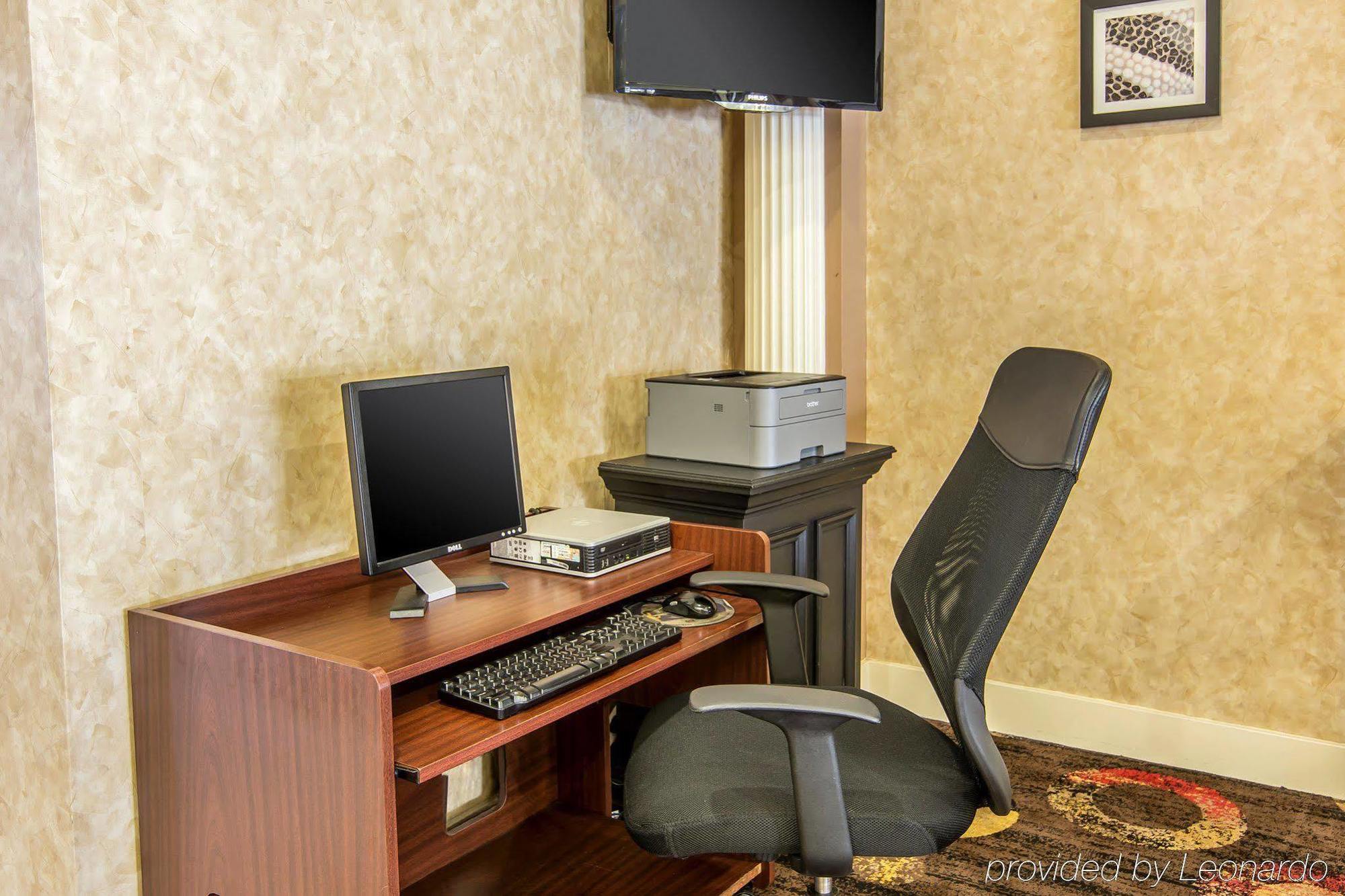 Quality Inn And Suites Conference Center Richmond Dış mekan fotoğraf